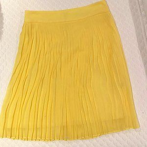 Alice & Olivia Yellow Pleated Midi Skirt - NWOT!